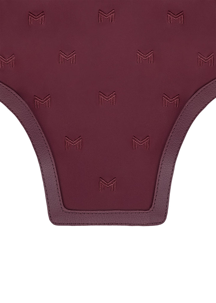 Maximilian Equestrian - Huva Vinröd